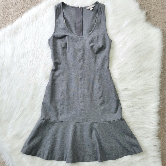 Banana Republic Dresses & Skirts - Banana Republic Gray Flounce Career Dress Women's 4